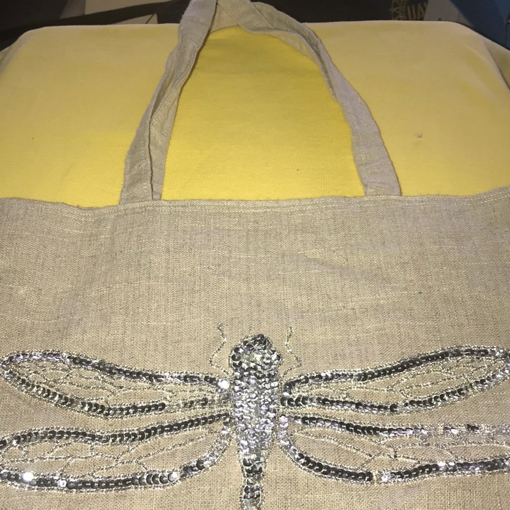 BEE-BUTTERFLY design with Sparkles Tote bag